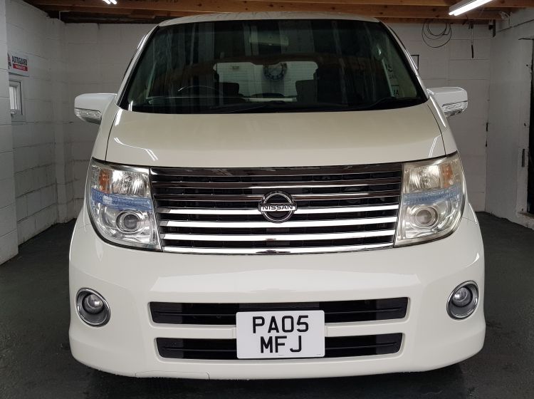 now sold thanks!!!!!!nissan-elgrand-2-5-automatic-8-seater-white-2-4wd-rust-free-genuine-mileage-2005-excellent-condition-px-and-finance-6-months-warranty
