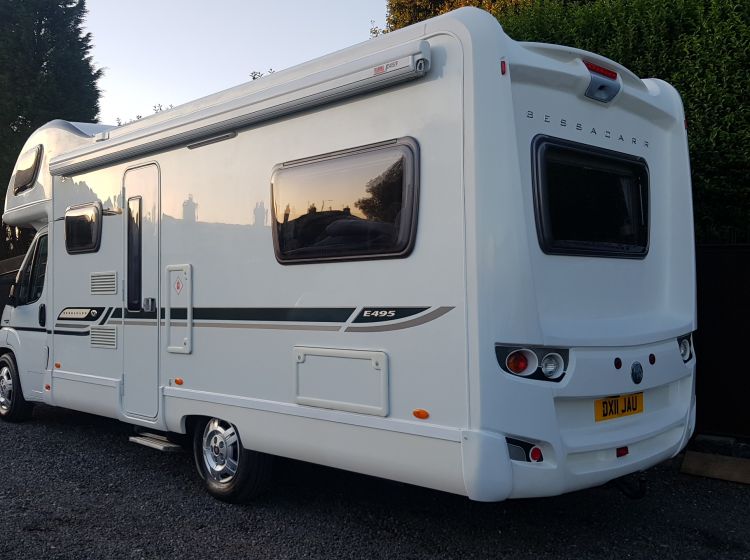 now sold thanks!!!!!!BESSACARR E495 mototohome 6 BERTH 6 SEATBELT u shape lounge 2011 px and finance 6 months warranty