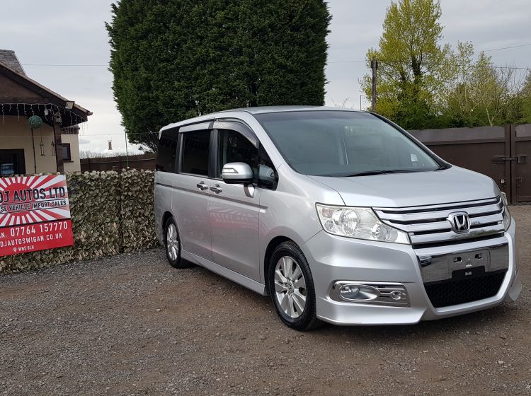 now sold thanks!!!!Honda stepwagon spada 2.0 automatic 8 seater japanese import rust free 2009 excellent condition:	in stock fresh import- 6 months warranty quote 116