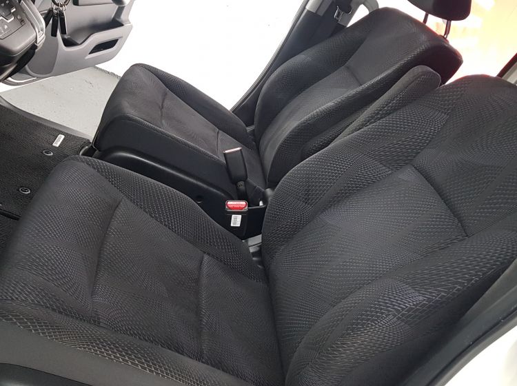 now sold thanks!!!!!Honda stepwagon spada 2.0 automatic white 8 seater japanese import 2009 in stock -fresh import -please quote 117