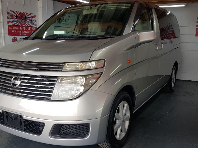 now sold thanks!!!!!!issan Elgrand 3.5 automatic 8 seater biege MPV day van only 40k miles 2004	in stock rear electric curtains -quote 119