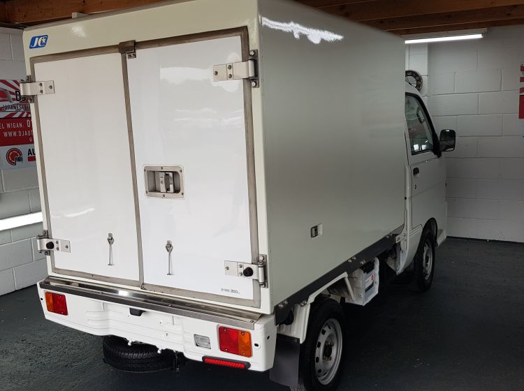 now sold thanks!!!!!!120 -Daihatsu Hi jet minibox van 650cc fresh japanese import corrosion free only 23k miles 2003 -in stock please quote 120