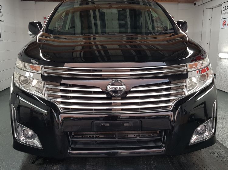 deposit recieved thanks!!!!!!175-Nissan Elgrand e52. automatic 7 seater black MPV 3 x recliners japanese import  px finance poss 6 months warranty- quote 175