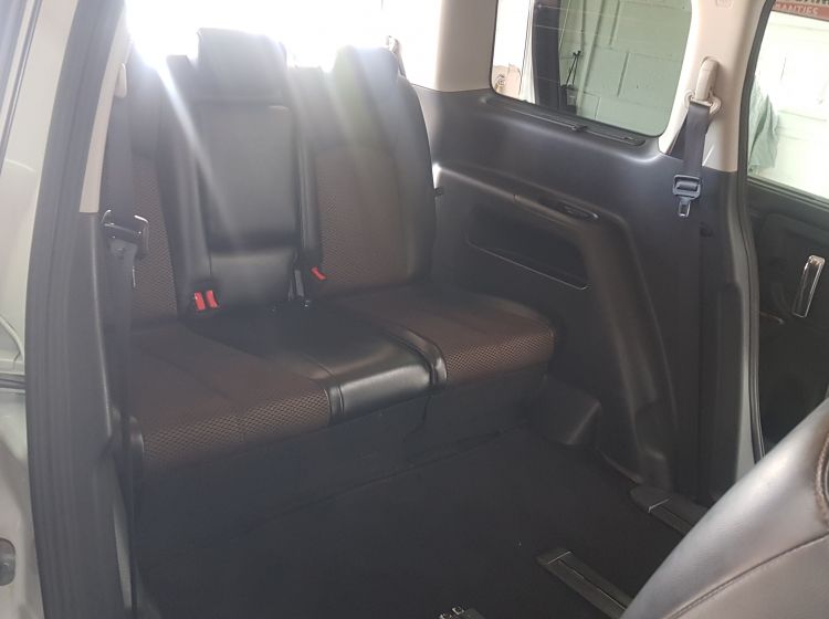 now sold thanks!!!!!!208-Nissan elgrand e52 white full bodykit lowered 20 alloys fresh japanese import	Px finance poss 6 month warranty -quote 208