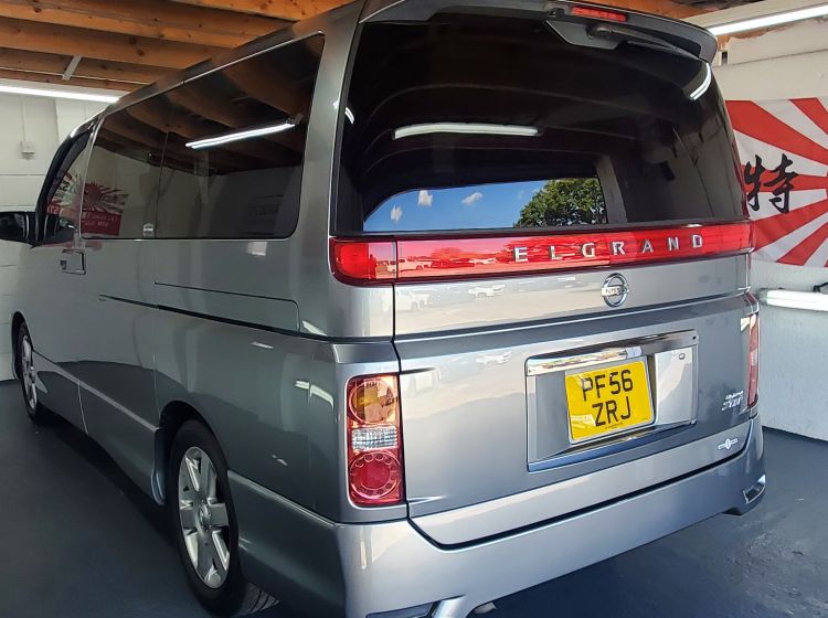 sold thanks !!!!!!215-Nissan Elgrand e51 2.5 automatic in grey 8 seater fresh japanese import 2007 px and finance poss-6 months warranty-please quote 215