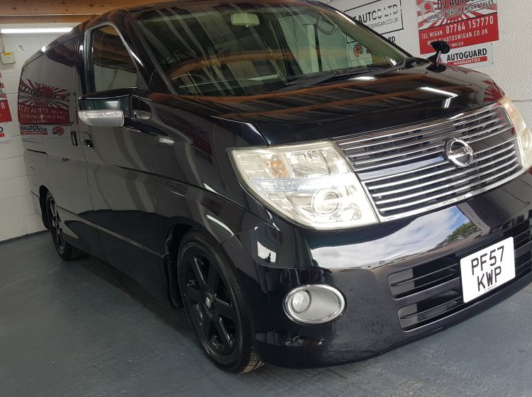 now sold thanks!!!!!!!223-Nissan Elgrand e51 2.5 automatic 8 seater black fresh japanese import 2007 -px finance poss 6 months warranty- please quote 223