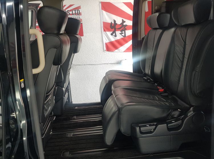 now sold thanks!!!!!!231-Nissan elgrand e51 black 3.5cc 8 leather seater fresh japanese import 2007 px and finance poss -6 months warranty- quote 231