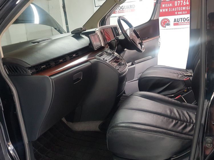 now sold thanks!!!!!!231-Nissan elgrand e51 black 3.5cc 8 leather seater fresh japanese import 2007 px and finance poss -6 months warranty- quote 231