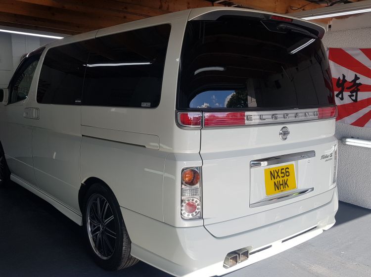 now sold thanks!!!!!!!247 Nissan Elgrand e51 rider S 3.5 automatic 8 seater white sunroofs fresh japanese import excellent  condition px and finance 6 months warranty quote 247
