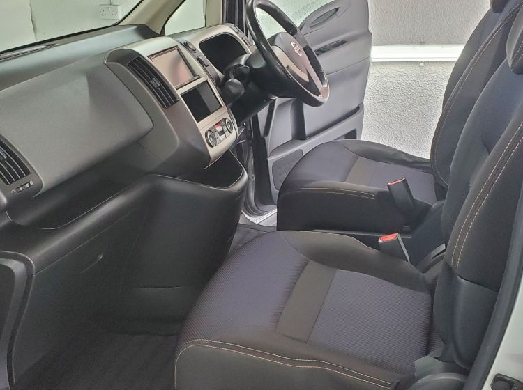 now sold thanks!!!!!!!252-Nissan serena 2.0 highway star petrol automatic 8 seater fresh japanese import in silver 2007  px and finance poss-6 months warranty-please quote 252