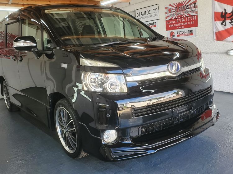 sold thanks!!!!!!!!287-Toyota voxy/noah 2.0 petrol automatic black 8 seater fresh japanese import bimta mileage certificate 08 nationwide 6 months warranty -please quote 287