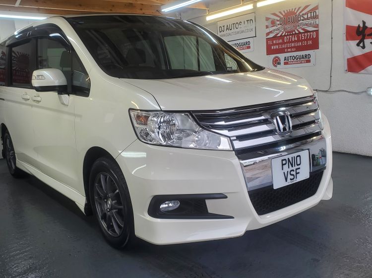 sold  thanks!!!!316-Honda stepwagon spada 2.0 auto 8 seats sunroof fresh japanese import in excellent condition-px poss-6 months nationwide warranty-please quote 316