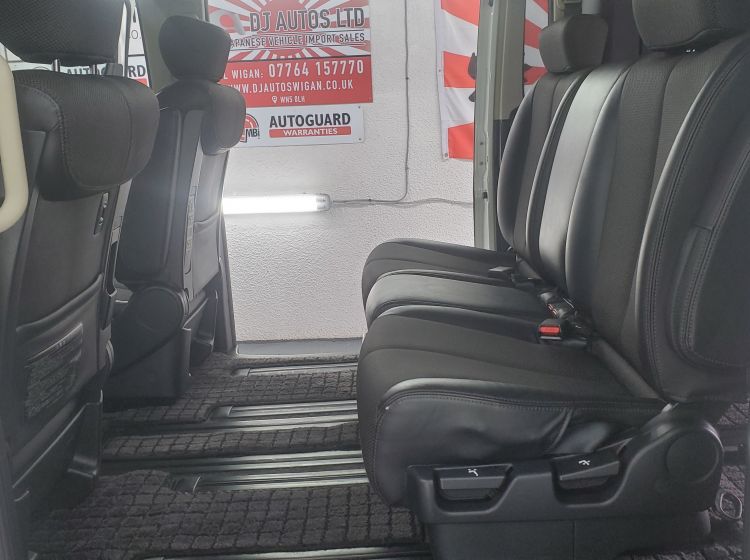 sold thanks!!!!!!!319-Nissan Elgrand e51 2.5 automatic 8 seater white fresh japanese import bimta 06 -6 months warranty-px poss -please quote 319