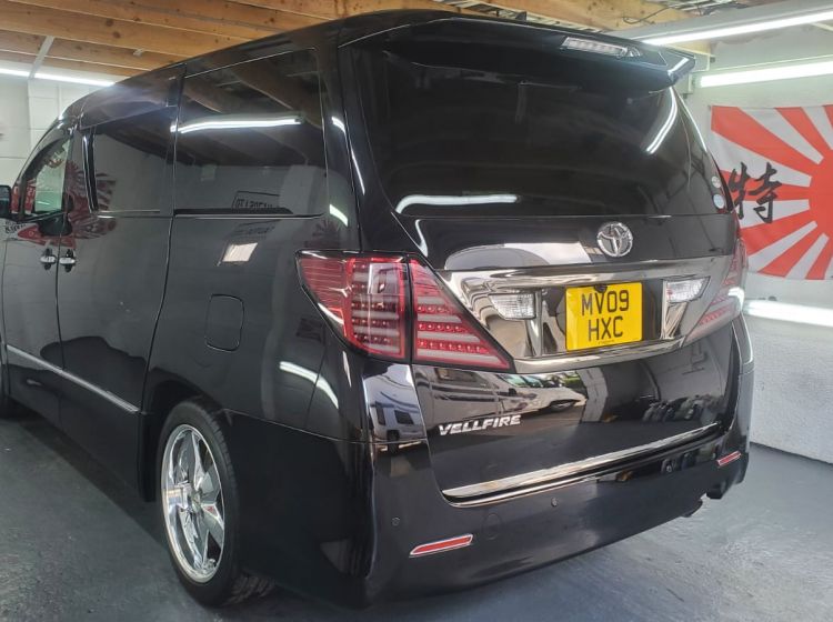 sold deposit recieved!!!!!!!330-Toyota vellfire 2.4 automatic japanese import only 57k miles twin sunroofs/cameras etc 2009 	px poss-6 months nationwide warranty-please quote 330