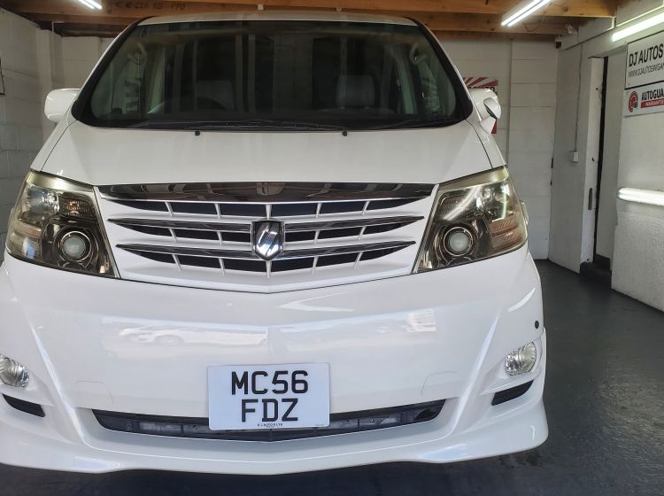 sold deposit payed!!!!!!!!334-Toyota Alphard 2.4 white petrol automatic 8 seater fresh japanese import 2006	px poss 6 months warranty please quote 334