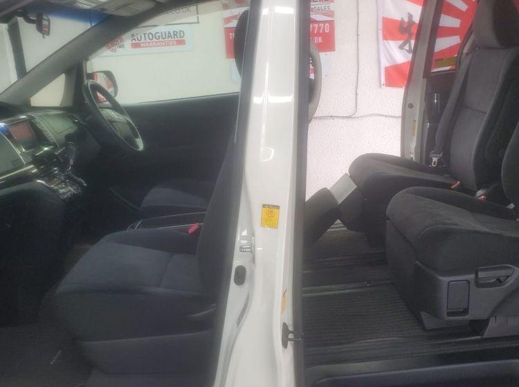 now sold thanks!!!!!!!344-toyota toyota estima 2.4 automatic in white fresh japanese import 2012 in excellent condition only 52k miles Px poss -6 months warranty- please quote 344