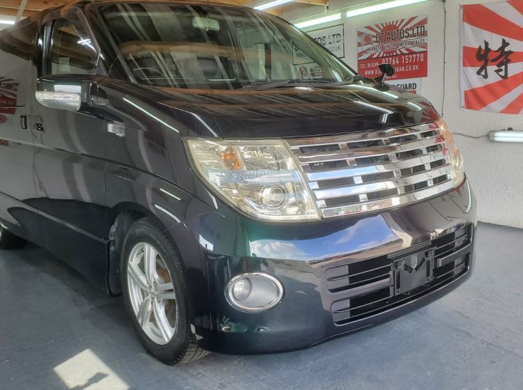 sold thanks!!!!!!!!347-Nissan Elgrand 2.5 automatic 8 seater black fresh japanese import leather seats Px poss-6 months nationwide warranty-please quote 347