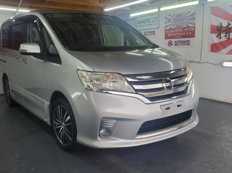 sold thanks!!!!!!!!!!350-Nissan serena 2.0 automatic 8 seater fresh japanese import only 32k miles 2011 px poss- 6 months nationwide warranty-please quote 350