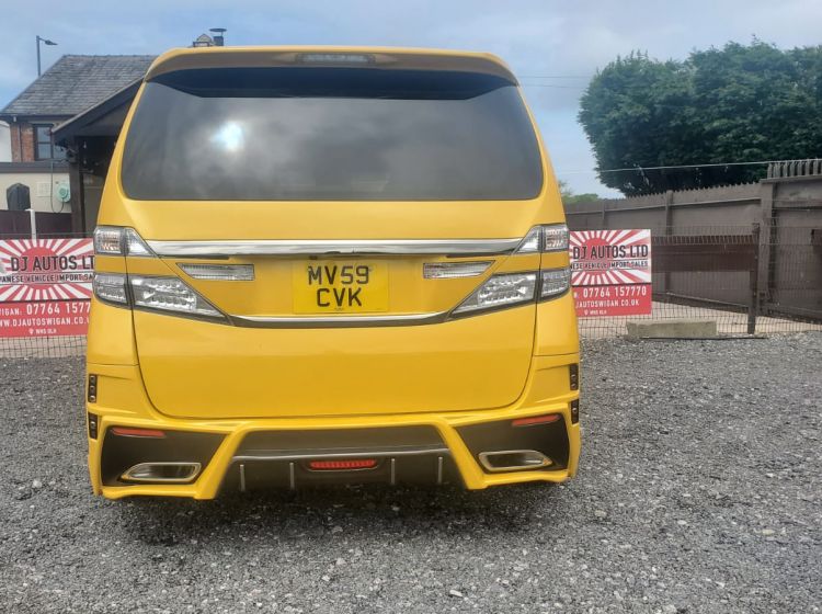 now sold!!!!!!!!!366-toyota vellfire awesome showcar 3500cc auto in yellow 30k miles sunroofs air suspension etc etc- please quote 366