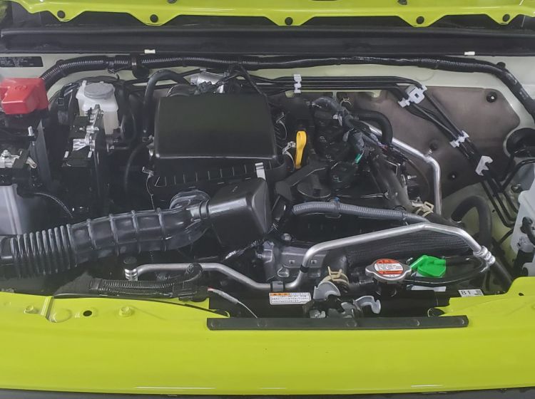 425-Suzuki jimny sierra 1.5 auto 3 door in yellow japanese import new condition 2025 - please quote 425 to reserve