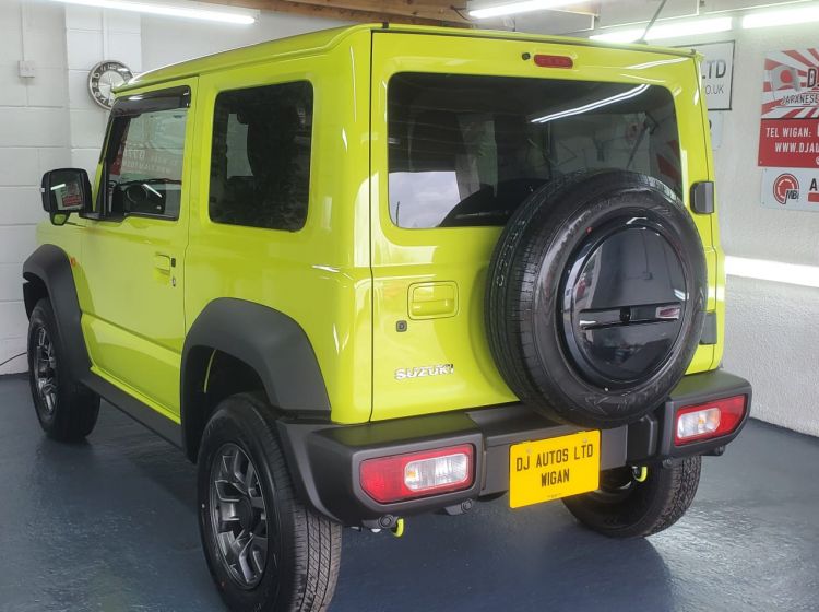 425-Suzuki jimny sierra 1.5 auto 3 door in yellow japanese import new condition 2025 - please quote 425 to reserve