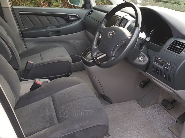 now sold thanks!!!Toyota Alphard 2.4 white petrol automatic 8 seater mpv fresh japanese import 2005 excellent condition corrosion free quote stock 71
