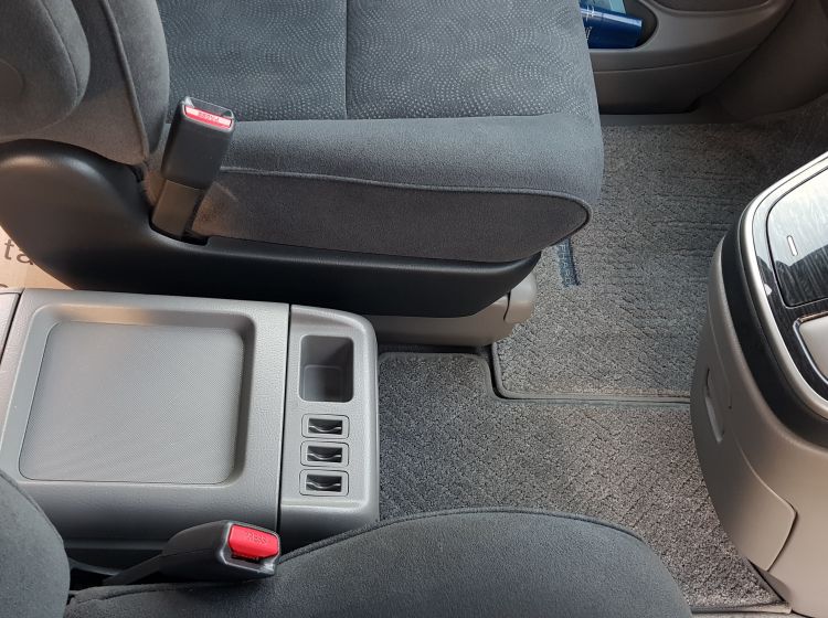 now sold thanks!!!!!!!!Toyota Alphard 2.4 black petrol automatic 8 seater mpv japanese import corrosion free in stock 58k miles excellent condition quote 73