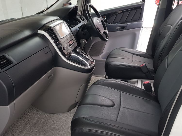 now sold thanks!!!!!Toyota Alphard 2.4 white petrol automatic 8 seater mpv japanese import 4 grade in stock excellent condition 66k miles quote 79