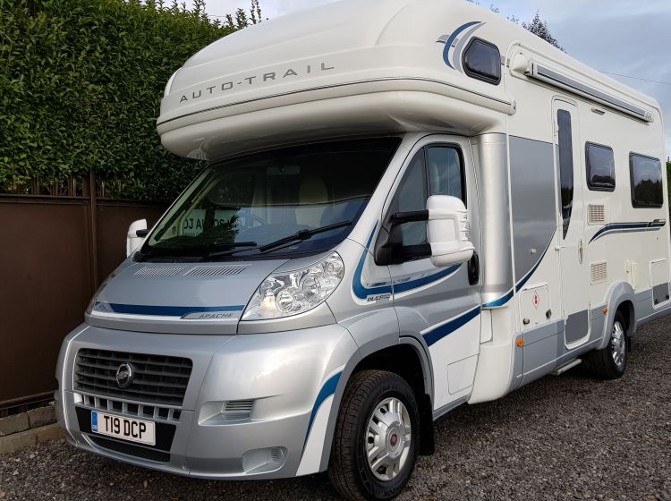 now sold thanks!!!!!!!2011 Fiat AUTO TRAIL APACHE 634 large u shape lounge 4 berth 2 seatbelt lots extras fsh 2 keys excellent condition px and finance welcome