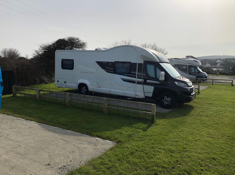 now sold thanks!!!!!!!BESSACARR 596 motorhome automatic 6 berth 6 belts u shape lounge drop down bed self leveling system fitted roof aircon unit 2019	excellent condition px and finance 12 months warranty