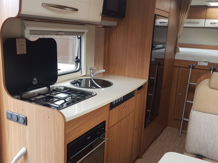 now sold thanks!!!!!!carado mobil a464 motorhome 6 berth 6 belts 3500kg fixed bed/garage solar panel sat nav sat dish only 10800 miles 2017