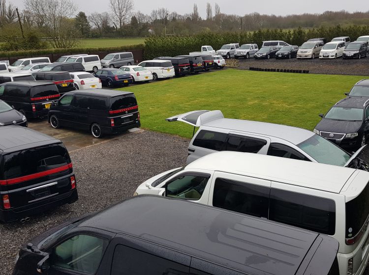 dj autos wigan japanese vehicle specialist sales*nissan elgrands e51-e52-nissan serenas-toyota alphard/vellfire-jeep wranglers-chrysler 300c hemi-vw passat/golf estates