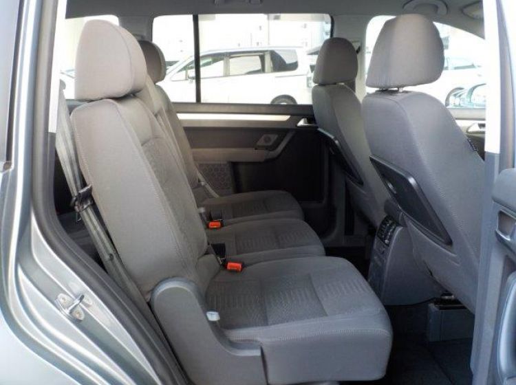 now sold thanks!!!!!Volkswagen Touran 1.4 TSi dsg highline spec grey japanese import in stock 2008 excellent condition px and finance 6 months warranty